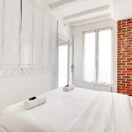 Maison Dartiste A Proximite De La Gare De Lyon